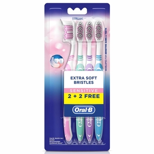 Oral B Sensitive Whitennig Toothbrush